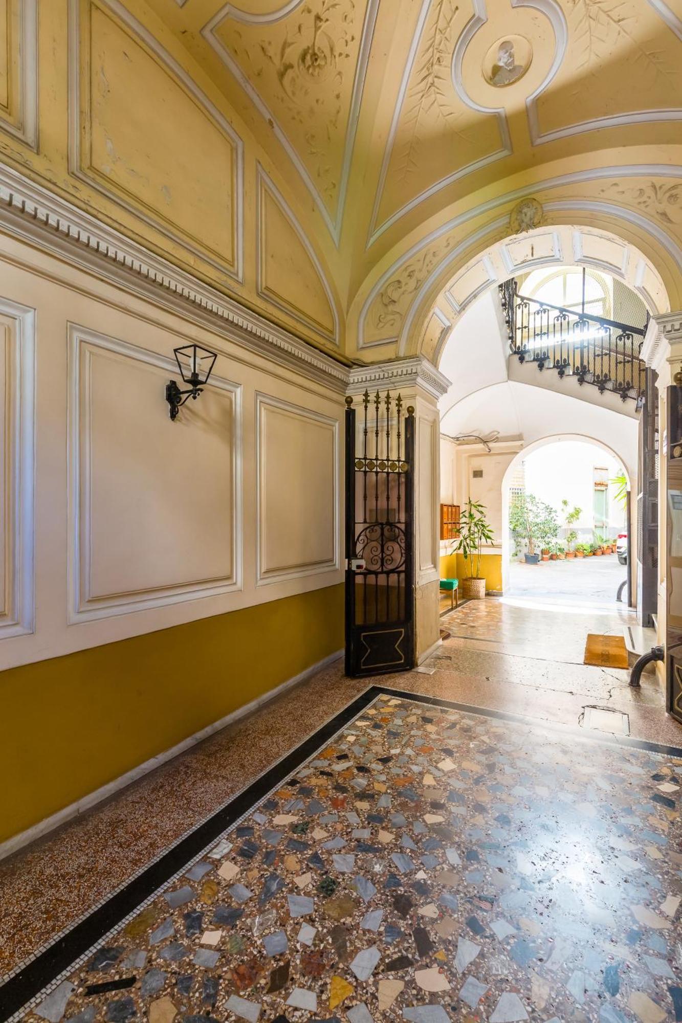 Ferienwohnung Duomo Grand Family Loft Neapel Exterior foto